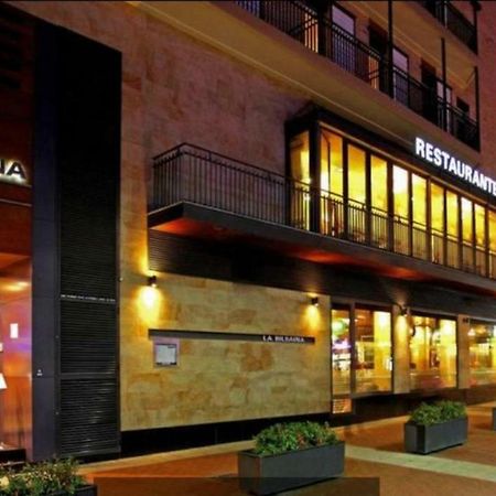 La Bilbaina Hotel บิโตเรีย-กัสเตซ ภายนอก รูปภาพ